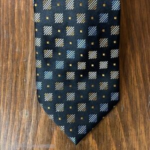 Claiborne Black Geometric Handmade Silk Neck Tie